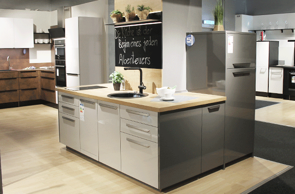 Platzsparende Küchenlösungen für den Singlehaushalt bei Innovation Küche und Bad in Günzburg